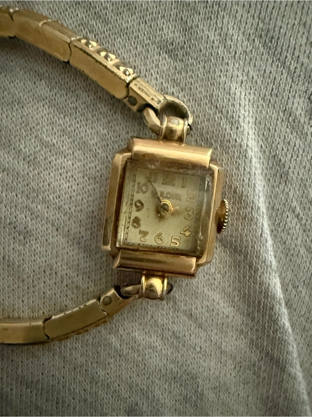 Vintage Bulova Ladies 10k Gold Filled Watch